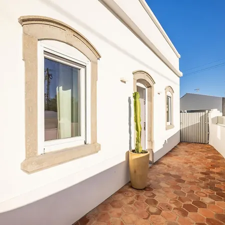 Terracota House - Slow Living In Sao Bras De Alportel, Algarve *