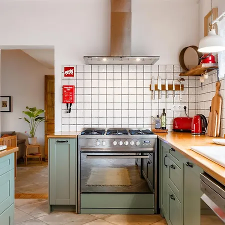 Terracota House - Slow Living In Sao Bras De Alportel, Algarve *